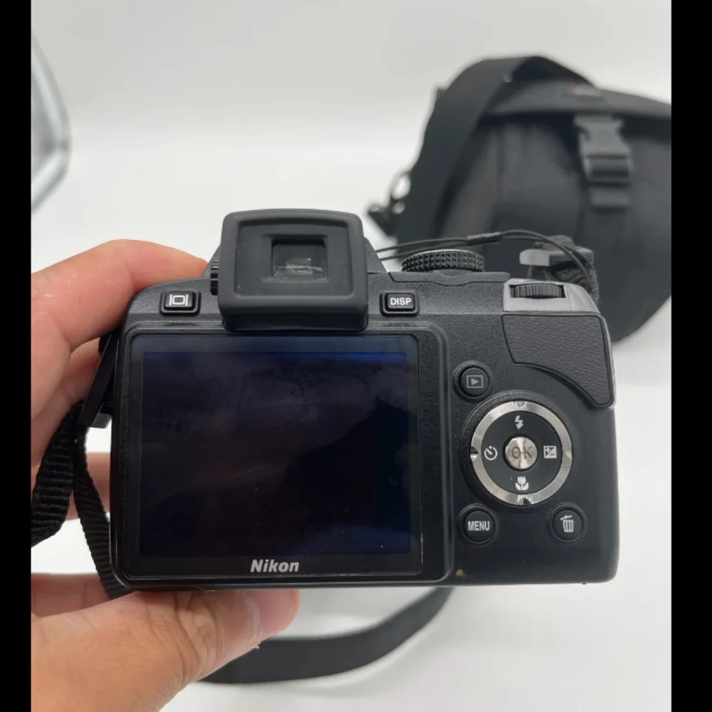 Nikon P80 Camera
